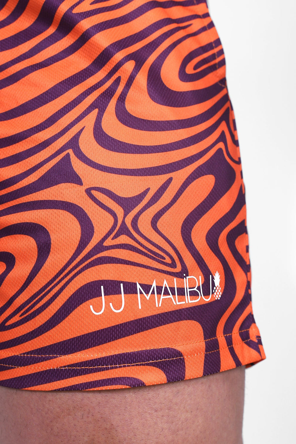 Pantalones cortos de malla de secado rápido - Groovy Orange